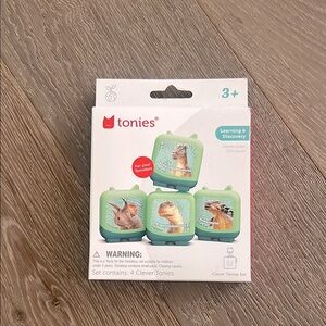 Clever Tonies Gentle Giant Dinosaurs. NWT.